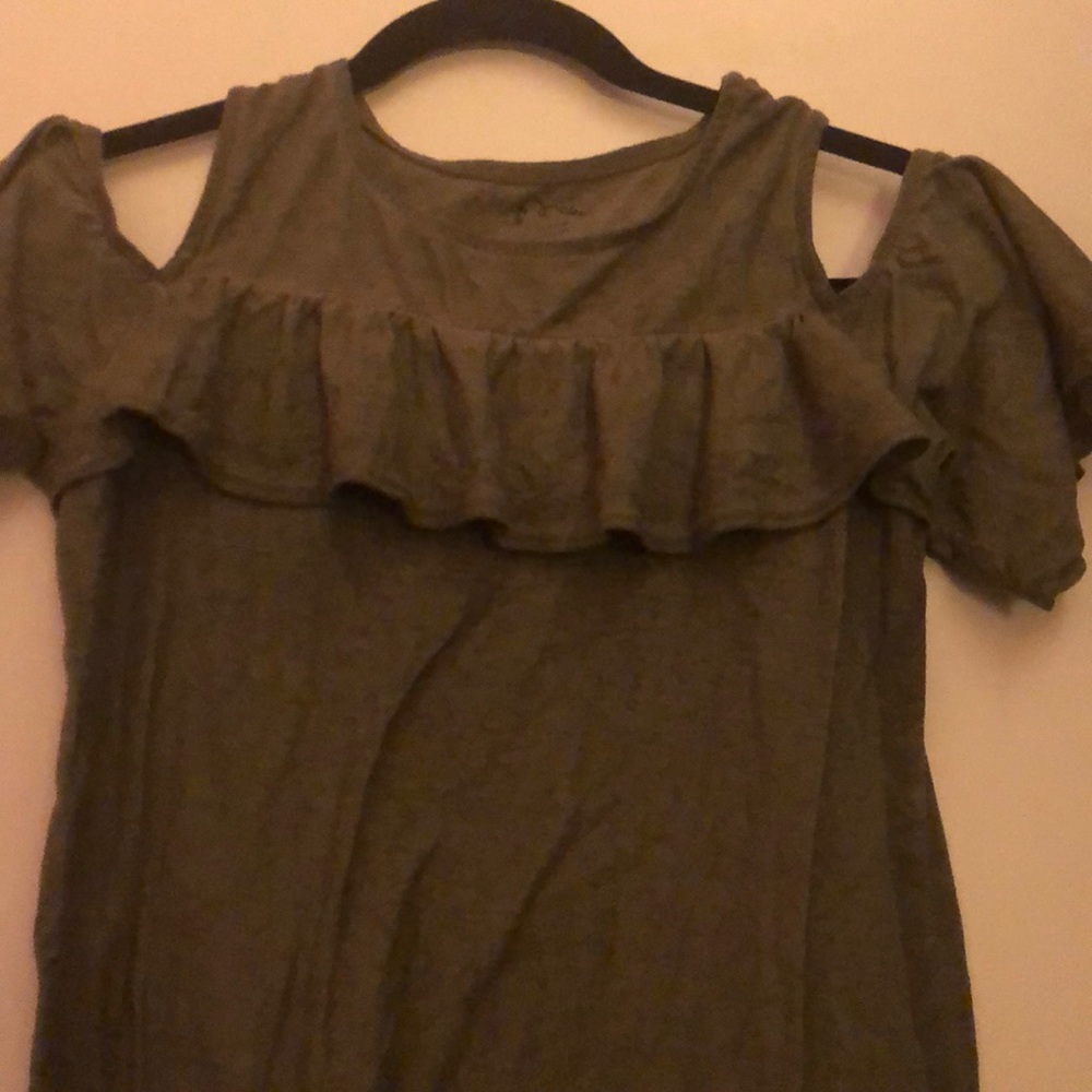 Girls off the shoulder top
